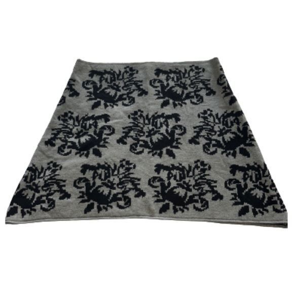 Gray And Black Sweater Skirt